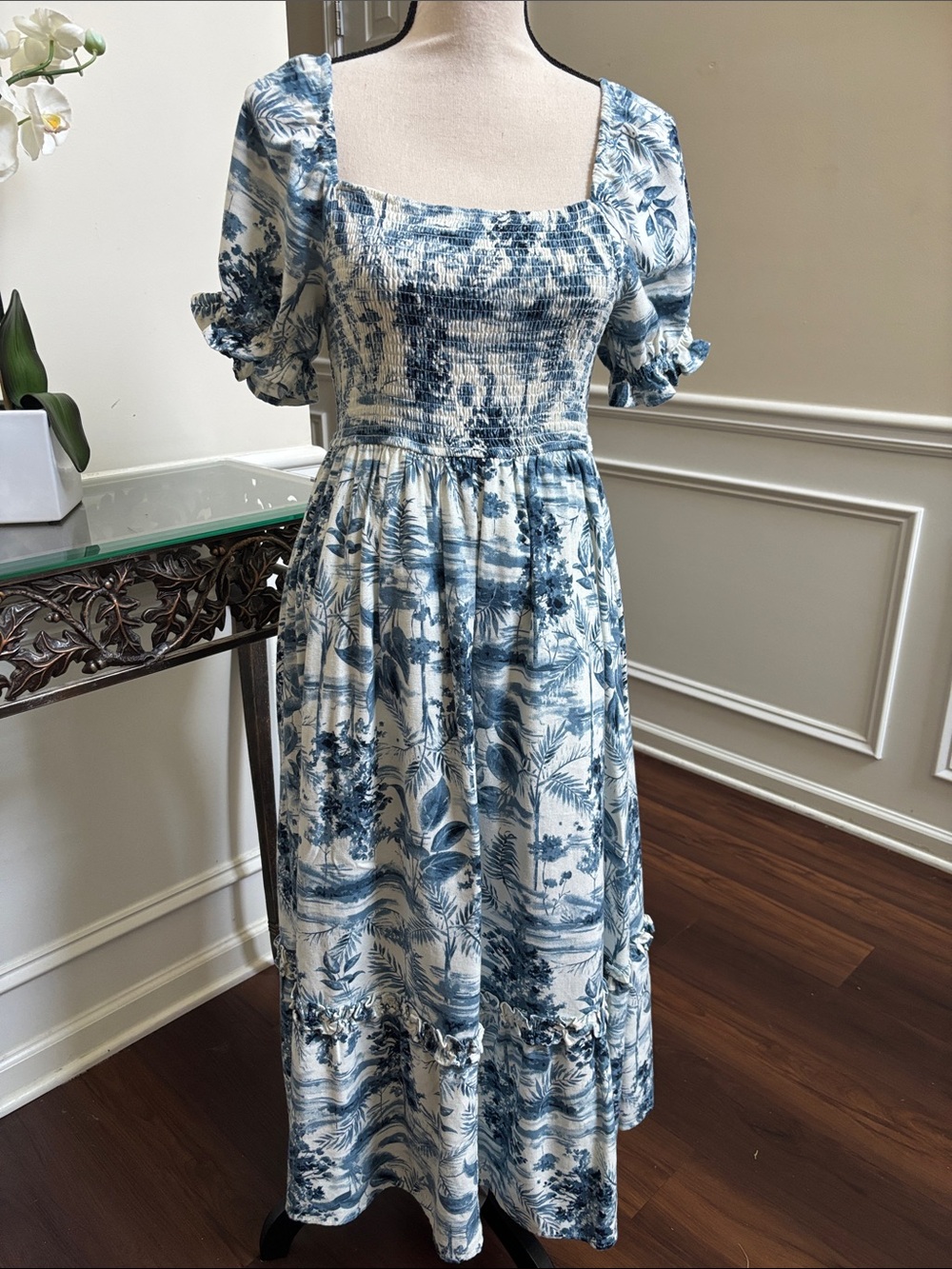 By The River Blue and White Floral Square-Neck Maxi Dress size Medium